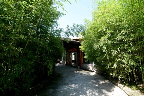 周至水街·爱在路上文化主题酒店