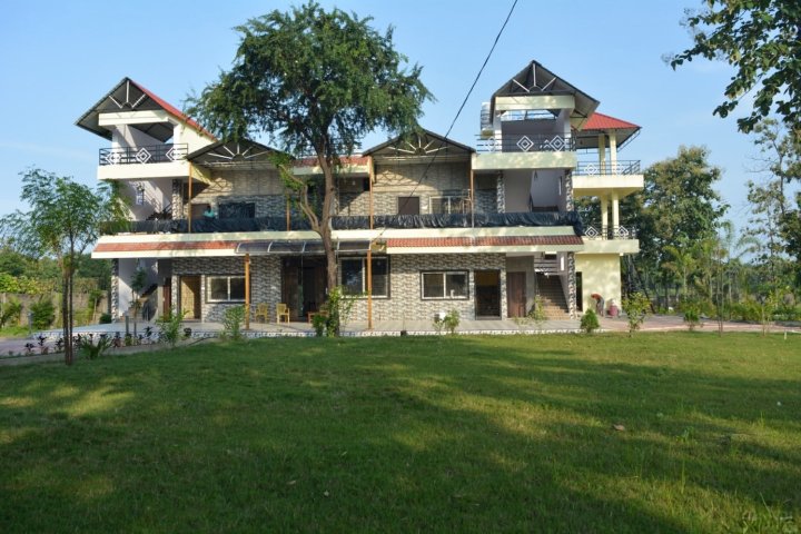 Tadoba Wildlife Resort