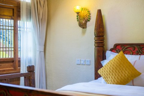 雲且慢客栈(丽江古城心花路放店)