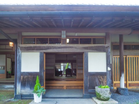 A traditional mansion along the Naka River Outdoo