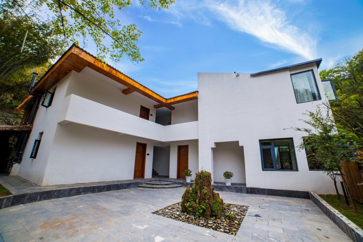 十堰城南旧事民宿