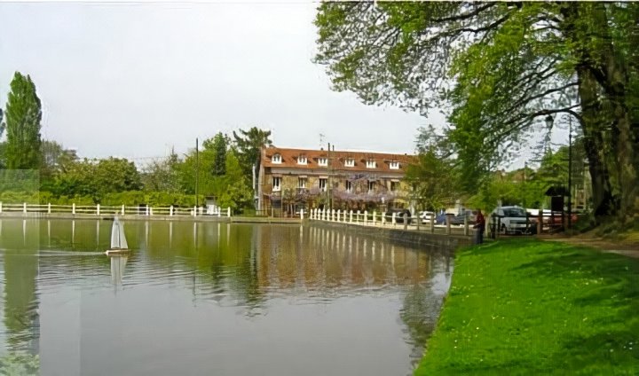 金博德迪拉克酒店(Au Bord du Lac)