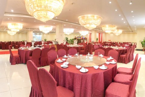 阿尔山书香世家酒店