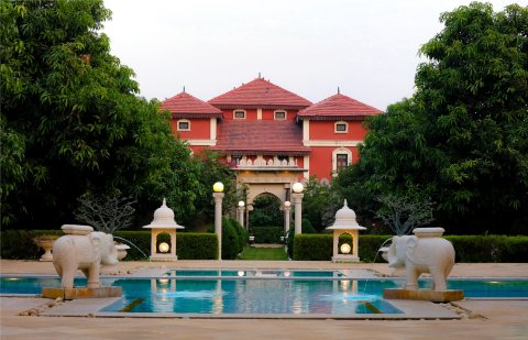 占帕内尔古迹度假村(Champaner Heritage Resort)