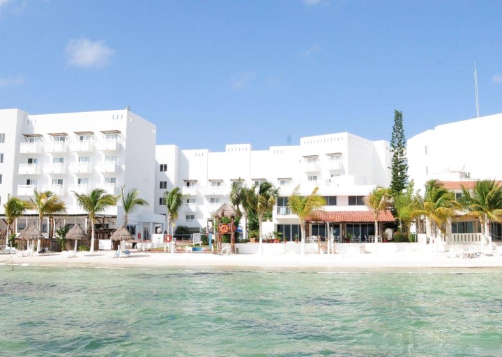 坎昆阿里纳斯海景饭店(Ocean View Cancun Arenas)