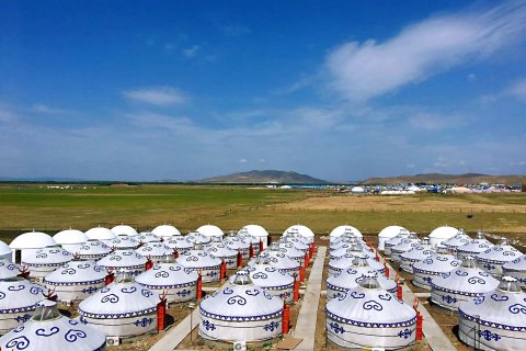 黑山头巴达尔图大营