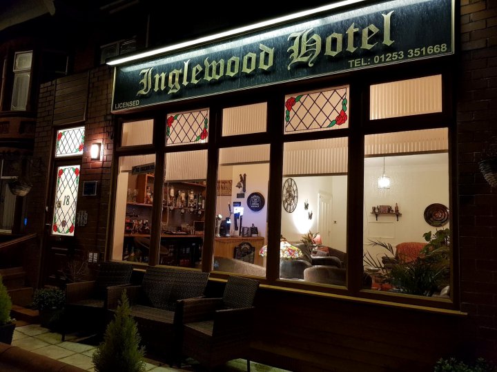 英格尔伍德酒店(The Inglewood Hotel *Adults Only*)