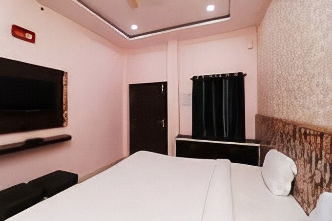 斯波特昂阿洛克公寓酒店(SPOT ON 43444 Hotel Alok Residency)