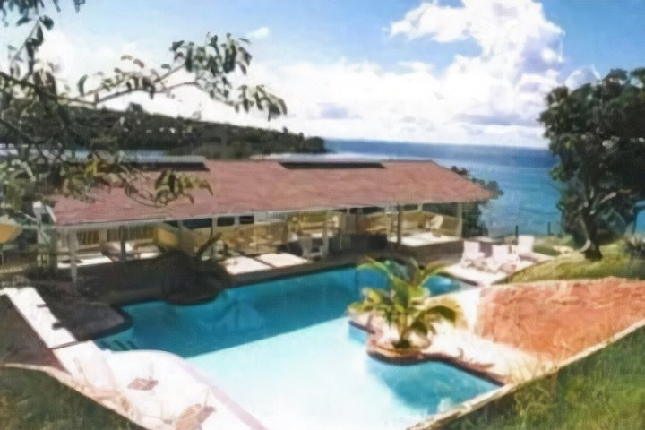 塔玛琳多庄园海滩公寓酒店(Tamarindo Estates Beach Apts.)