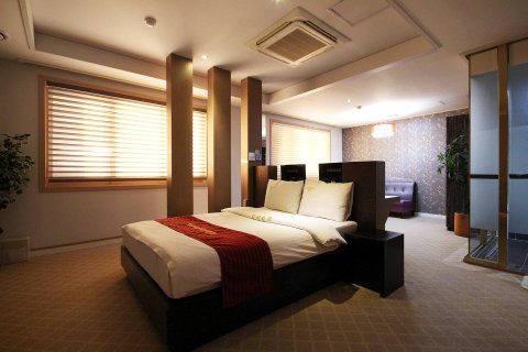 前山商务酒店(Daegu Apsan Business Hotel)