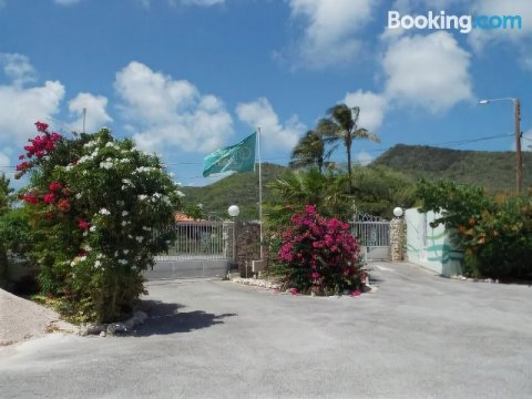 盂兰盆比尼拉冈库拉索公寓(Bon Bini Lagun Curacao)