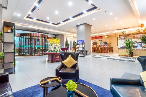 秦煌酒店(西安兵马俑东三叉地铁站店)