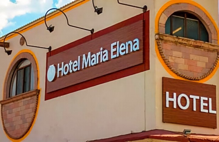 Hotel María Elena