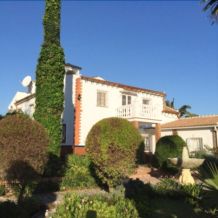 科尔蒂霍安达卢兹住宿加早餐旅馆(Cortijo Andaluz)