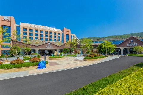 禄丰世界恐龙谷温泉酒店