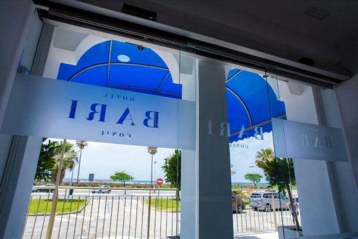 Hotel Bari - Primera Línea Playa