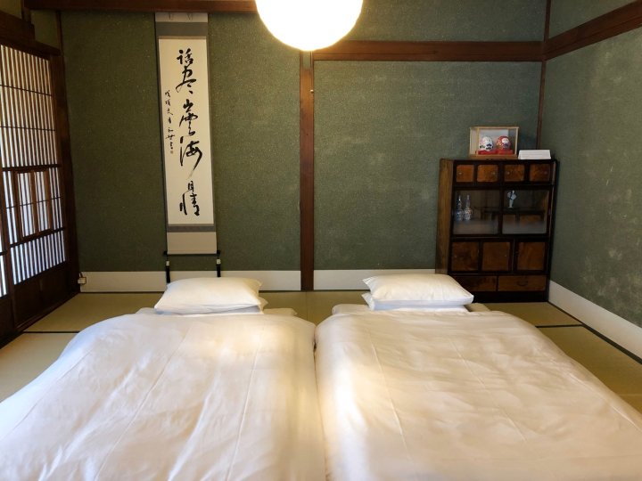金泽町屋家旅馆的豆腐安(Sofuan an Inn in the Kanazawa Machiya House)