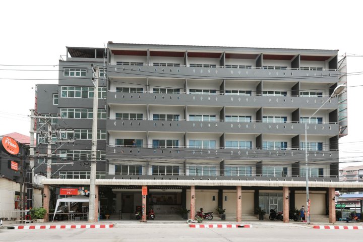 南芭堤雅厦华广场酒店(Prima Place South Pattaya)