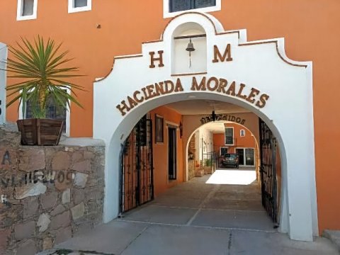 Hotel Hacienda Morales.