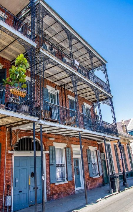 法国街区宅邸酒店(French Quarter Mansion)