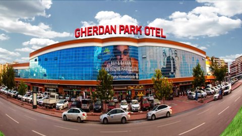 戈尔登公园酒店(Gherdan Park Hotel)