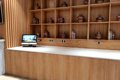 和颐酒店(西宁大新街夜市中心广场店)