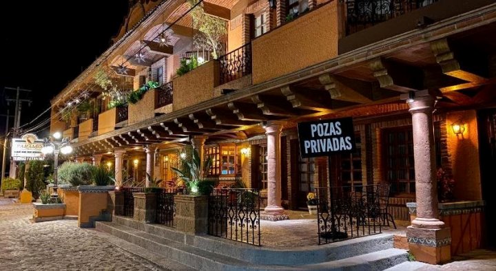 Suites Paraiso Tequis