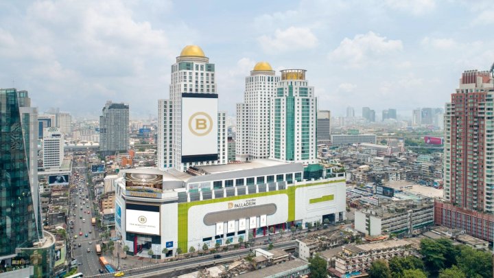 曼谷水门伯克利酒店(The Berkeley Hotel Pratunam Bangkok)