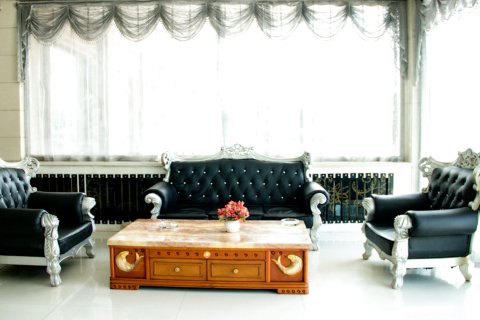 渑池克雷斯订宾馆