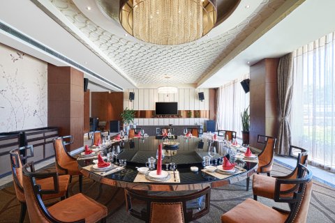 颐淼大酒店(银川高铁站店)