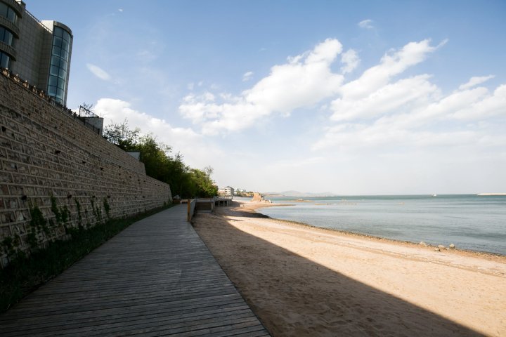 葫芦岛近海滨浴场龙回头温泉古城家庭旅馆