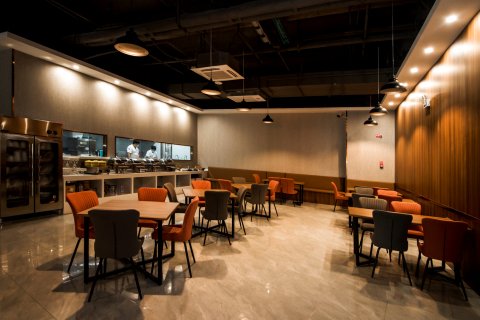 喆啡酒店(克拉玛依石油大厦店)