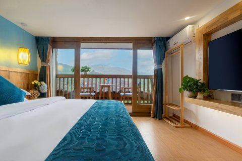 云亭轻奢全景美宿(西江千户苗寨观景台店)