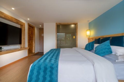 云亭轻奢全景美宿(西江千户苗寨观景台店)