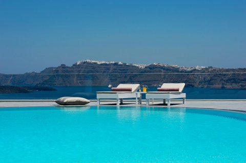 艾可特拉罗莎豪华套房酒店(Acroterra Rosa Luxury Suites & Spa)