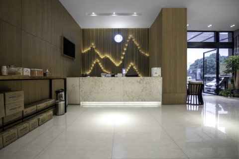 途客中国轻居酒店(泰顺华鸿广场店)