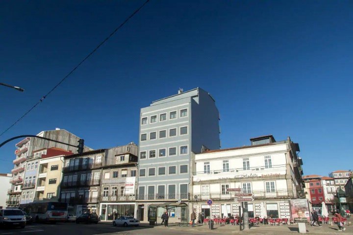 波尔图城市主人丰坦哈斯景观公寓(Fontaínhas Views by Porto City Hosts)