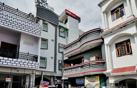 蒂鲁帕蒂民宿(OYO 19660 Hotel Tirupati Residency by ARN Group)