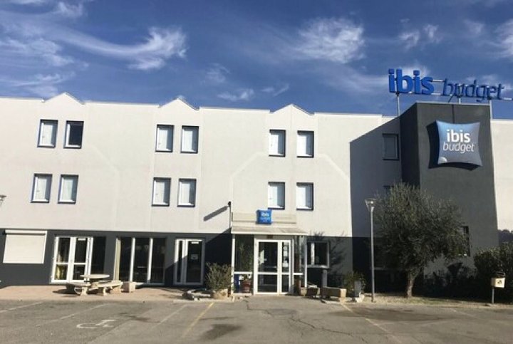 阿尔斯南富尔雄宜必思经济酒店(Ibis Budget Arles Sud Fourchon)