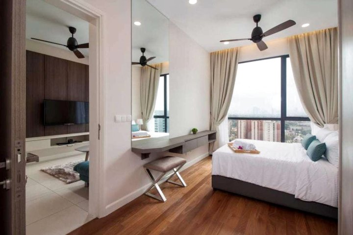 普拉施孟沙纳迪服务式公寓酒店(Nadi Service Apartments Bangsar by Plush)