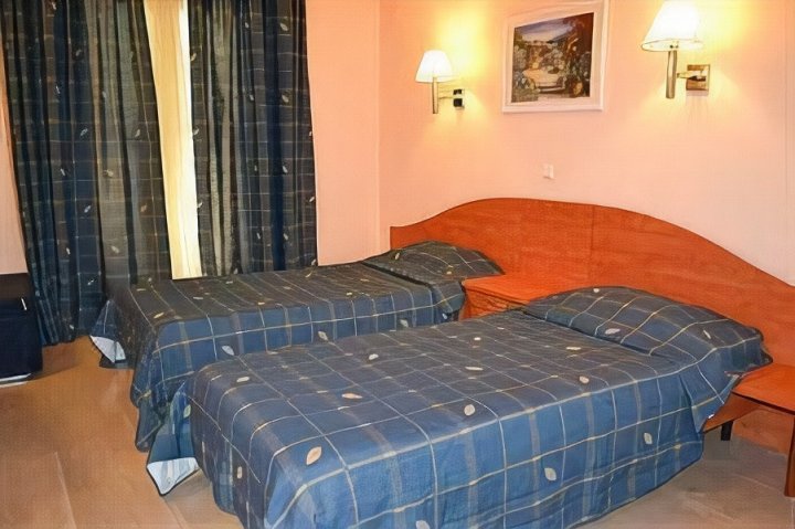 Aliki's Comfortable Holiday Apartments-Great Location