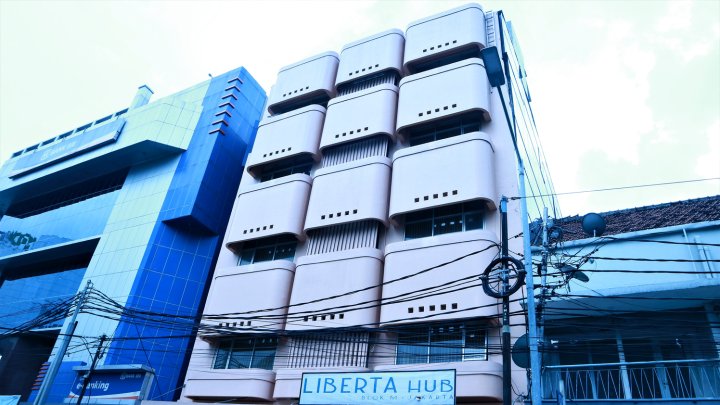 利伯塔枢纽M砌块雅加达(Liberta Hub Blok M Jakarta)