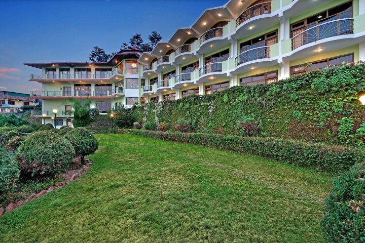 苏曼皇家度假村(suman royal resort)