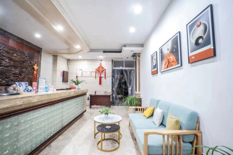 安庆光彩假日精品酒店(高铁站店)