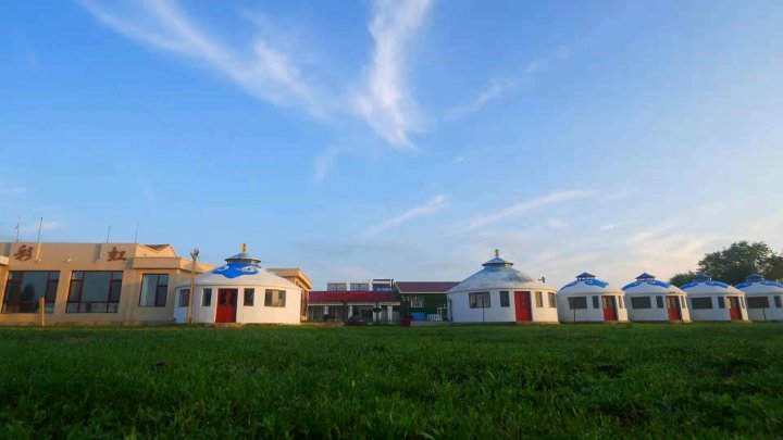 太仆寺旗原上彩虹客栈