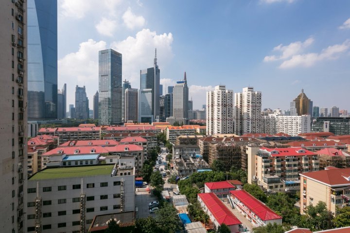 上海轻宿-上海公寓(崂山路分店)