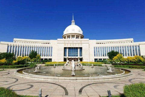 阿拉善左旗腾格里酒店