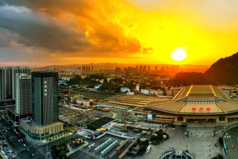柳州铁道大酒店(柳州高铁站店)
