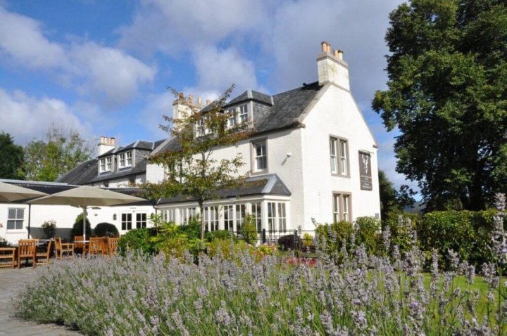 洛蒙德湖阿姆斯酒店(The Loch Lomond Arms Hotel)