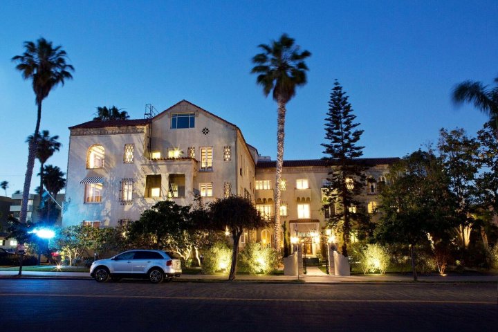 圣莫妮卡帕里豪斯酒店(Palihouse Santa Monica)